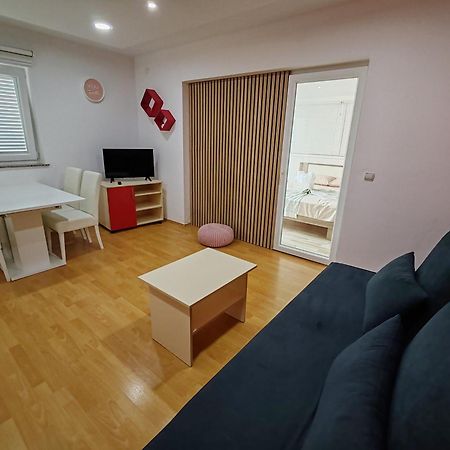 Apartments La Natalli Baška Екстериор снимка