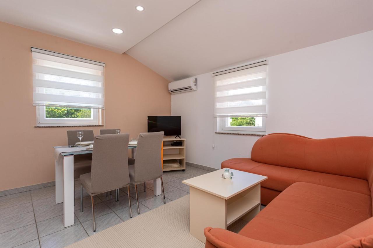 Apartments La Natalli Baška Екстериор снимка