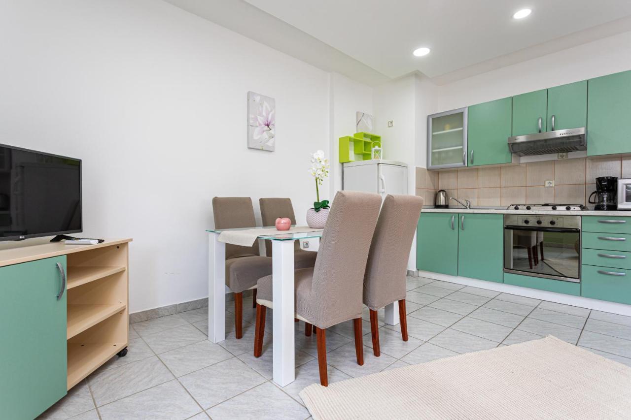 Apartments La Natalli Baška Екстериор снимка