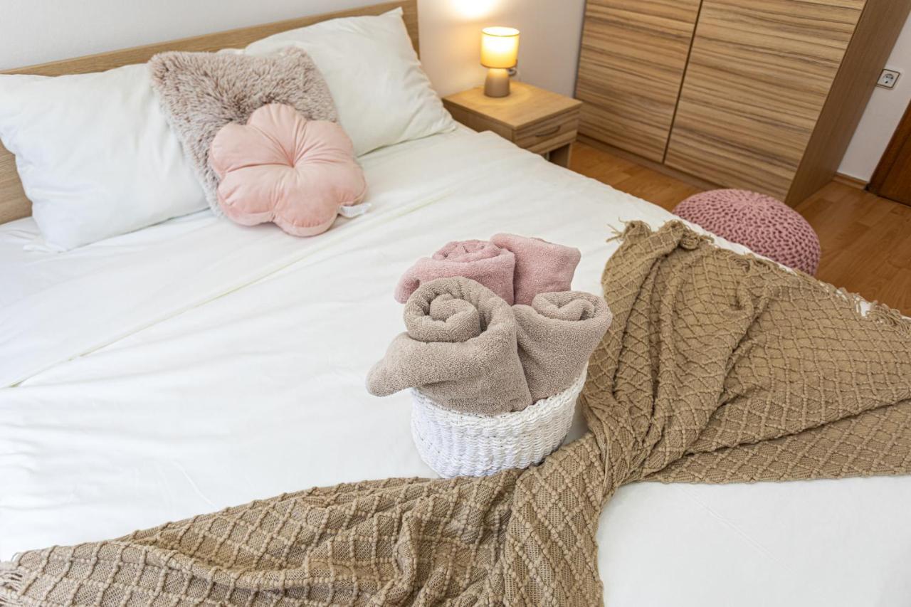 Apartments La Natalli Baška Екстериор снимка