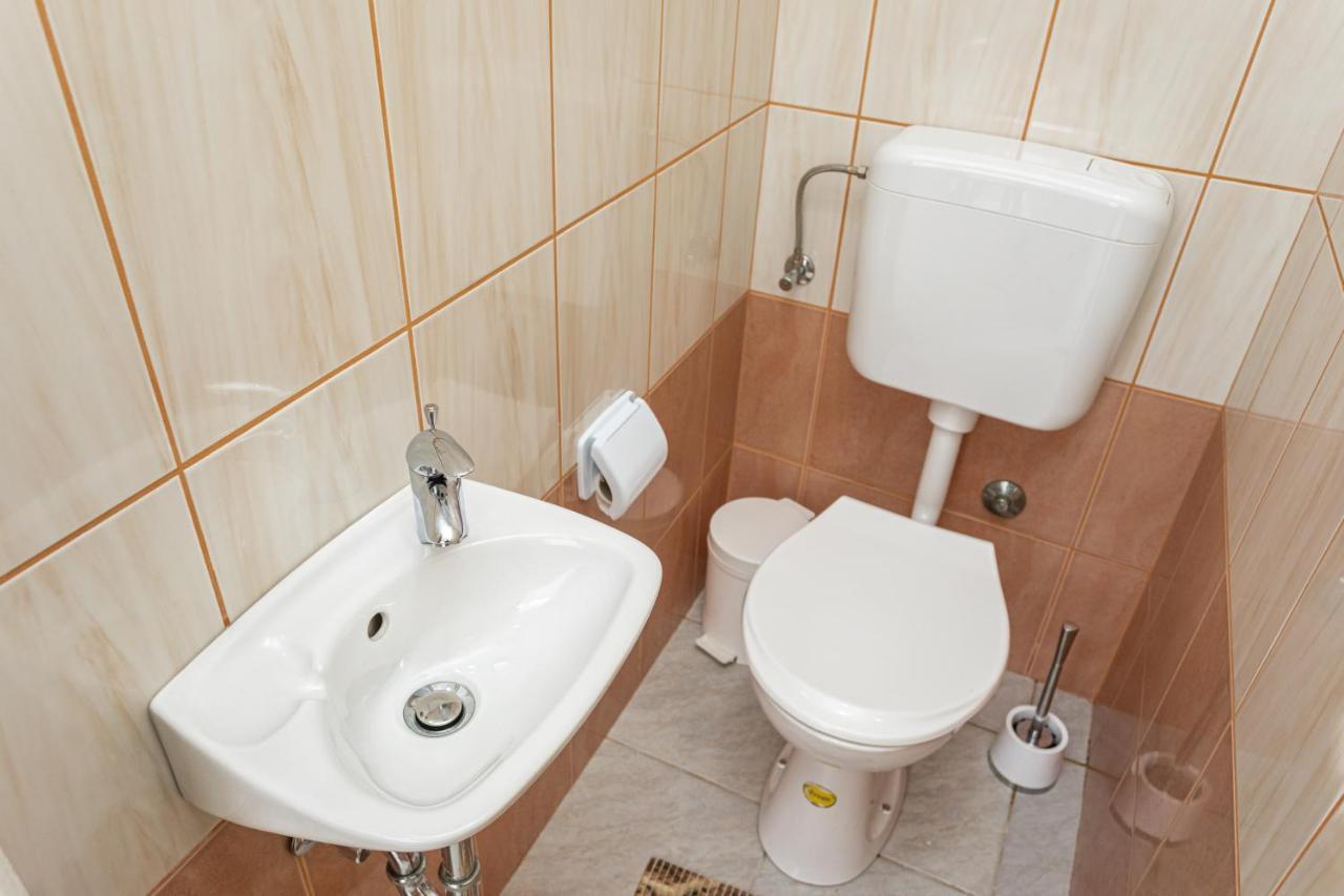 Apartments La Natalli Baška Екстериор снимка