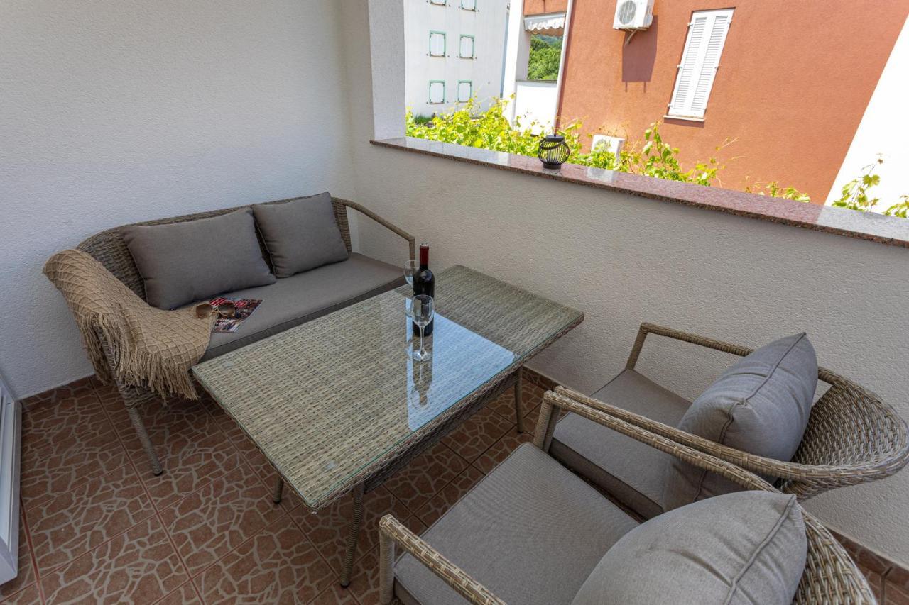 Apartments La Natalli Baška Екстериор снимка