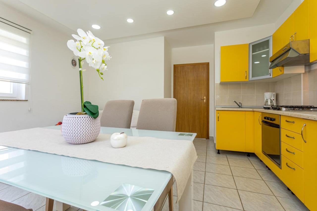 Apartments La Natalli Baška Екстериор снимка