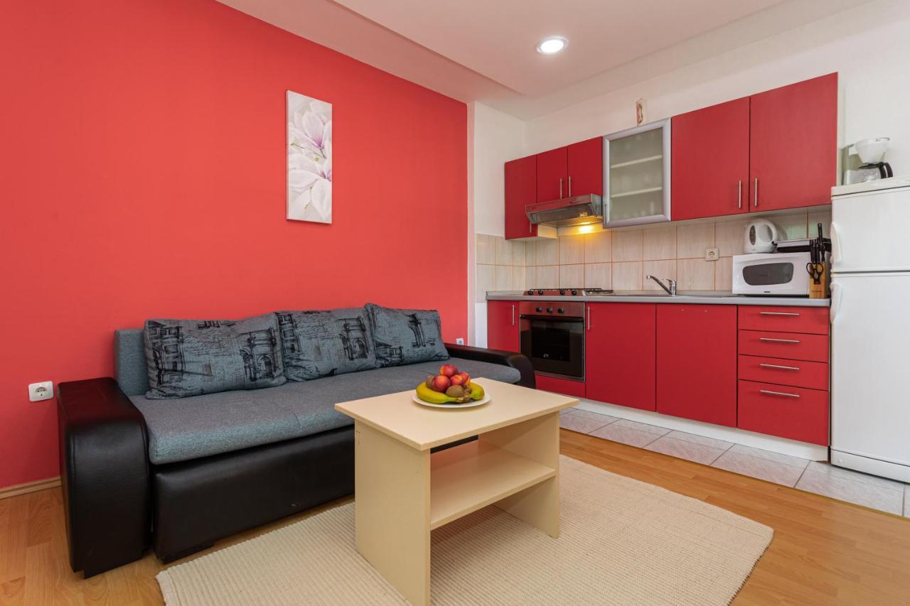 Apartments La Natalli Baška Екстериор снимка