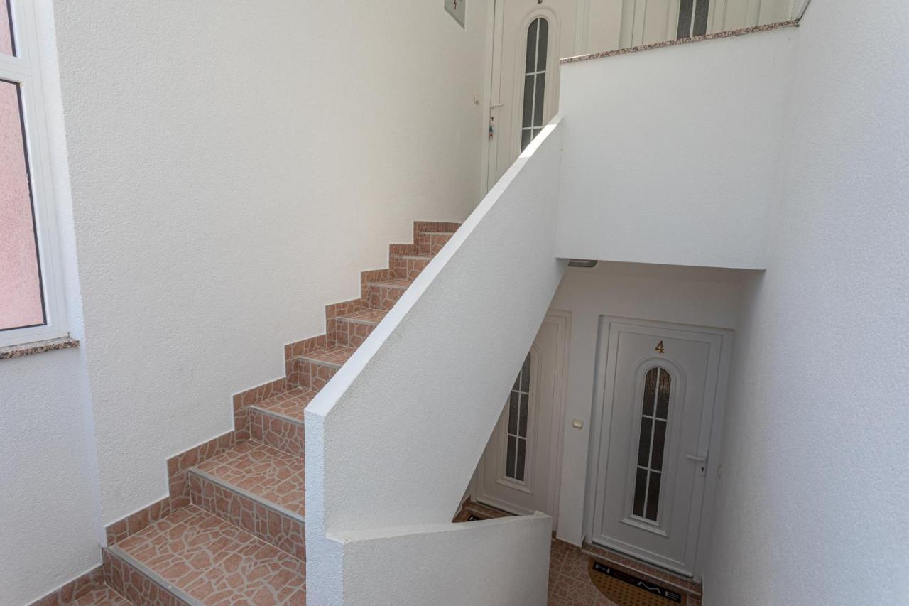 Apartments La Natalli Baška Екстериор снимка