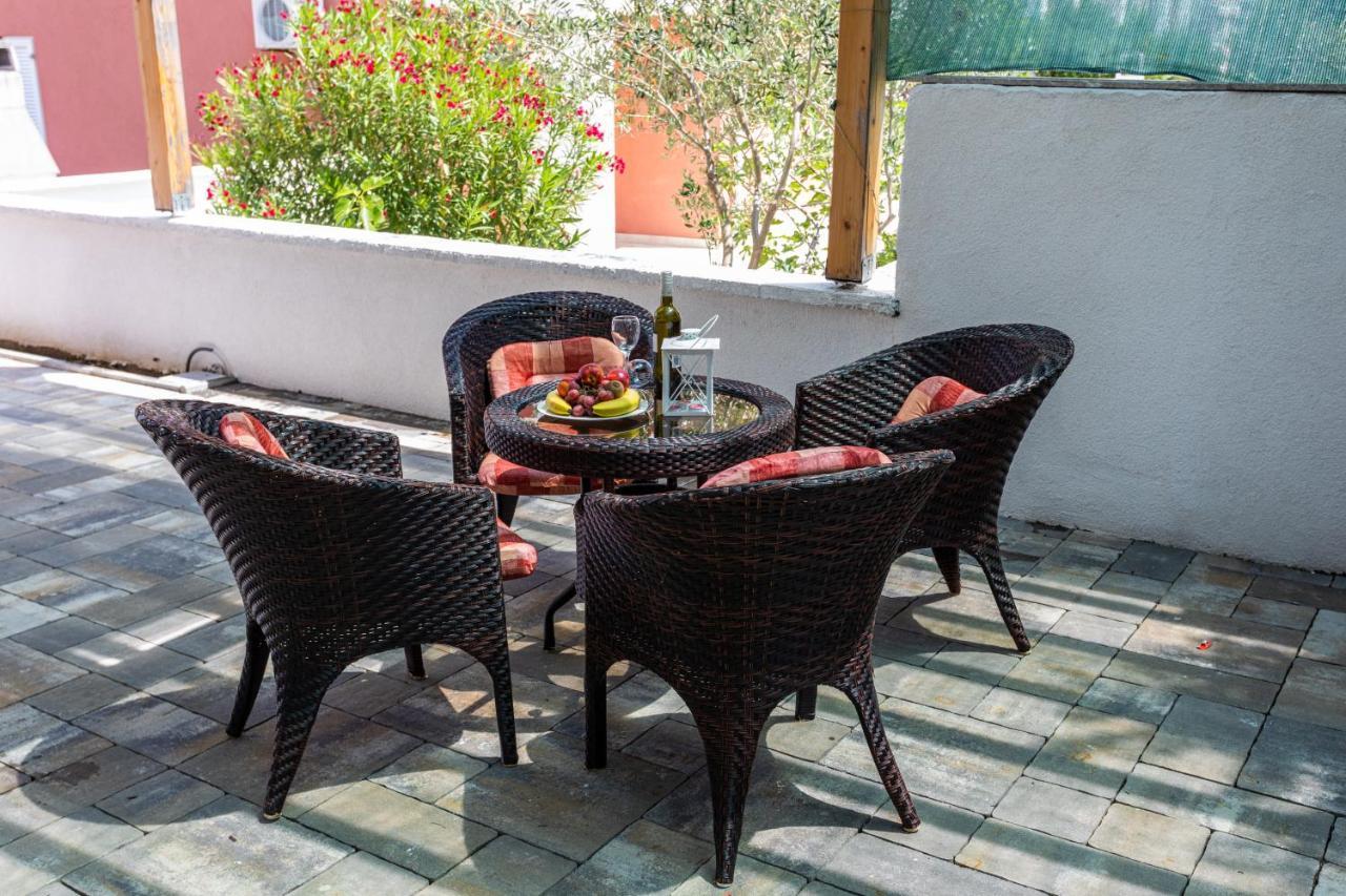 Apartments La Natalli Baška Екстериор снимка
